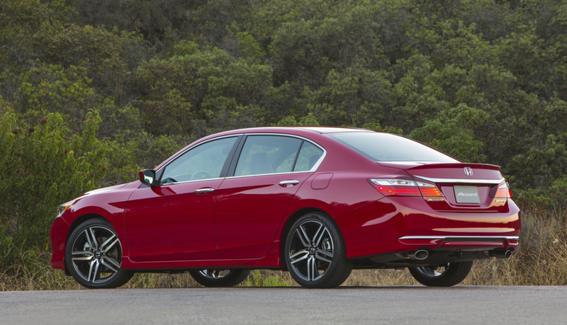 Illustration for article titled Honda Accord: Jalopnik Buyer's Guide